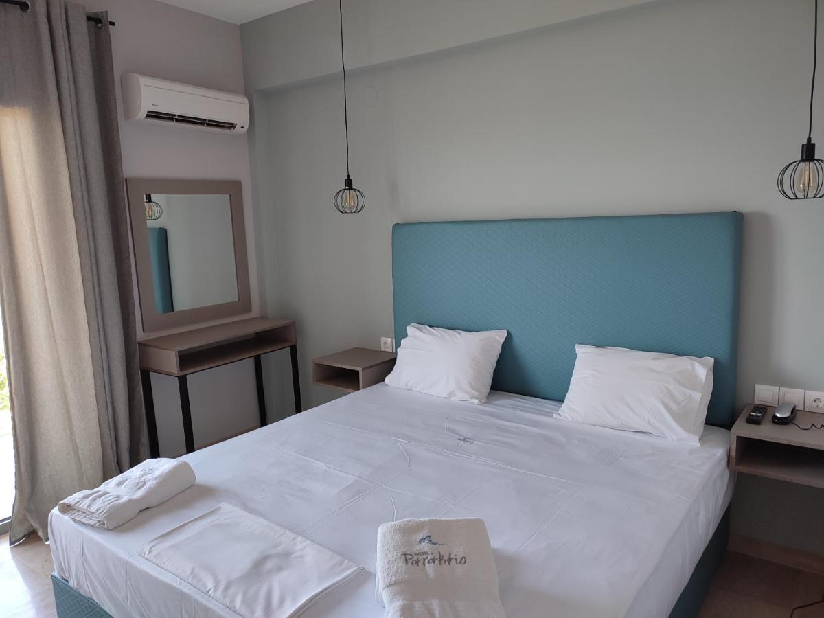 Hotel Paraktio Nea Kallikrateia Bagian luar foto