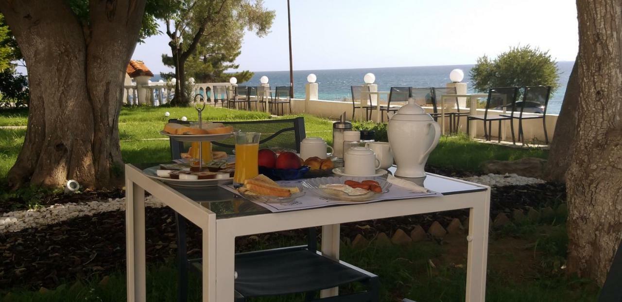 Hotel Paraktio Nea Kallikrateia Bagian luar foto